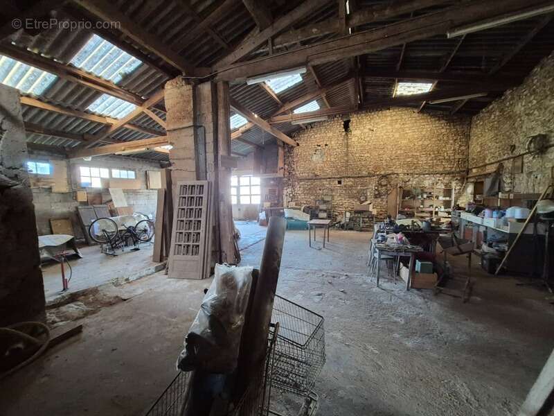 Maison à SAINT-SAVINIEN