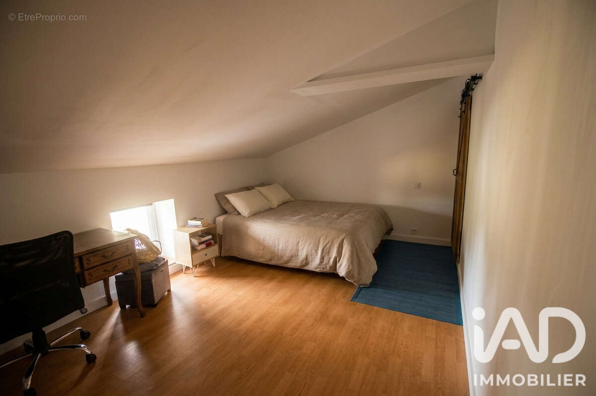 Maison 116 m² à Pisany  - photo 7