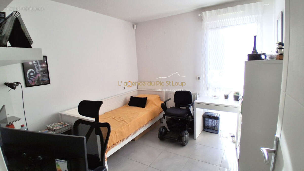 Appartement à LE CRES