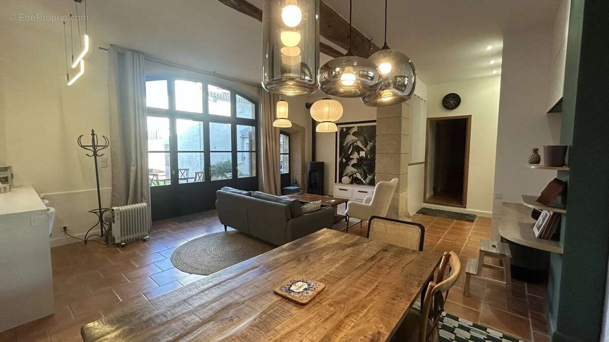 Appartement à LAMBESC