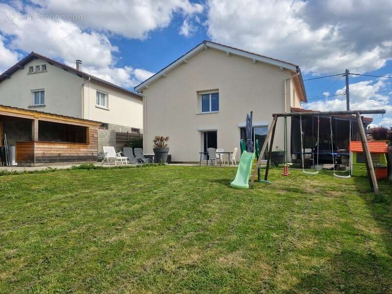 Maison à UNIEUX