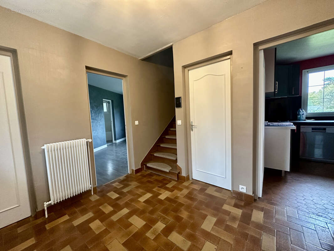 Maison à SAINT-SAUVEUR-SUR-ECOLE