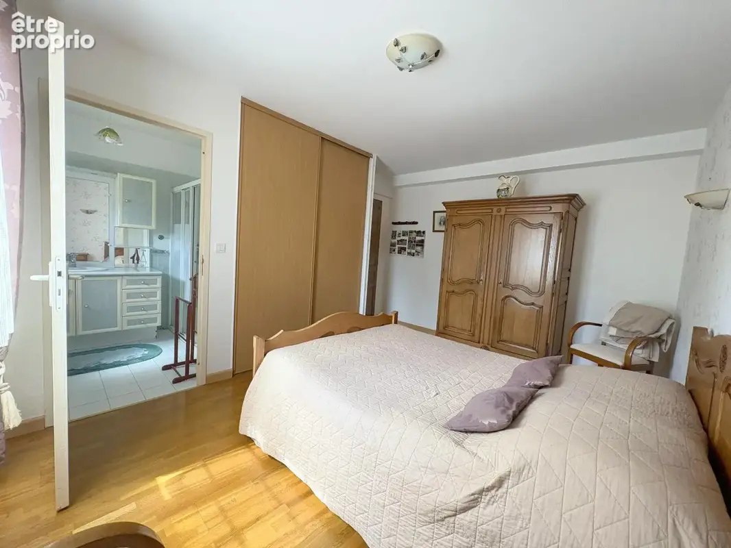 Maison 120 m² à Cerences  - photo 7