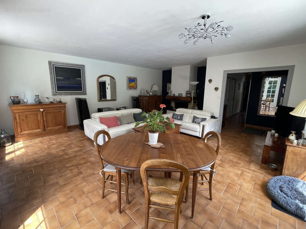 Maison à CASTELJALOUX