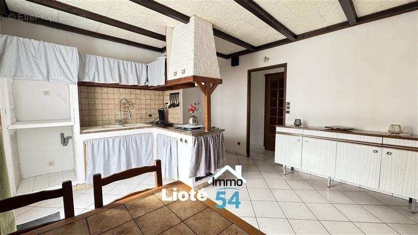 Maison à SAINT-REMIMONT