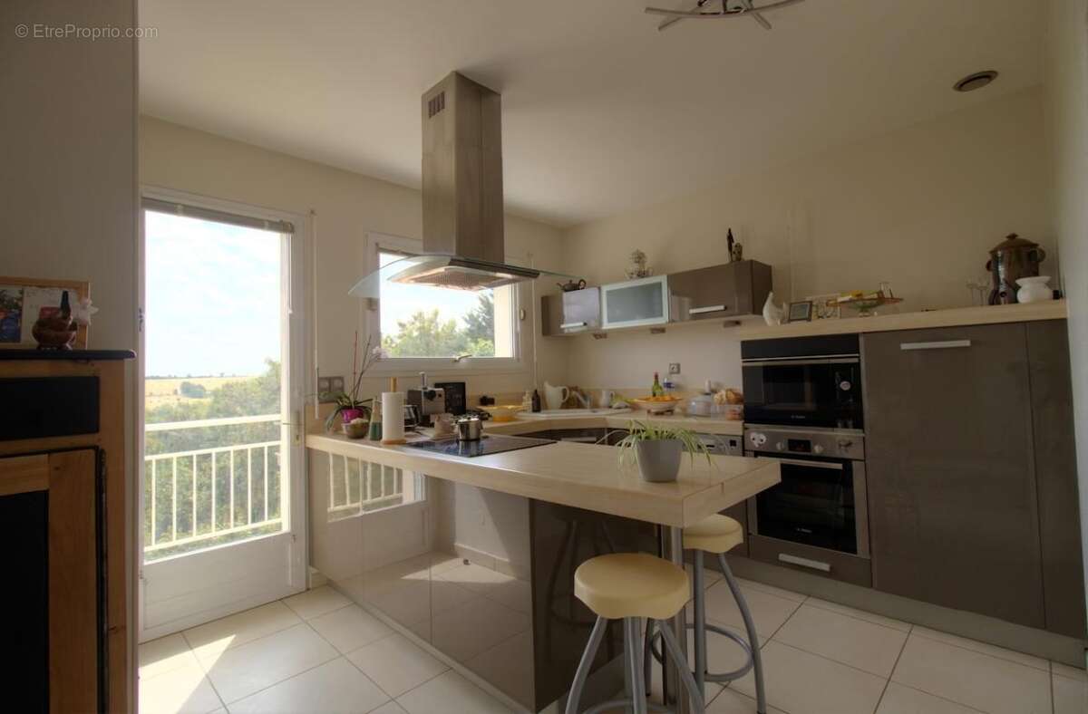 Maison Sainte Ouenne 6 pièce(s) 120 m2 - photo 4