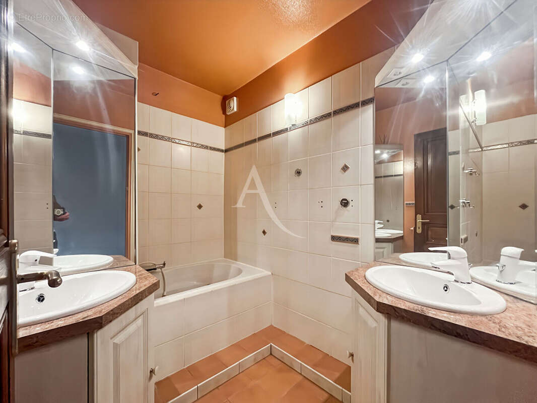 Appartement à BOISSY-L'AILLERIE