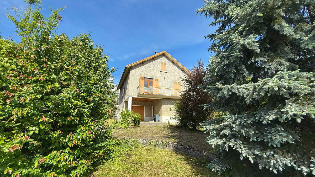 Maison à VOIRON