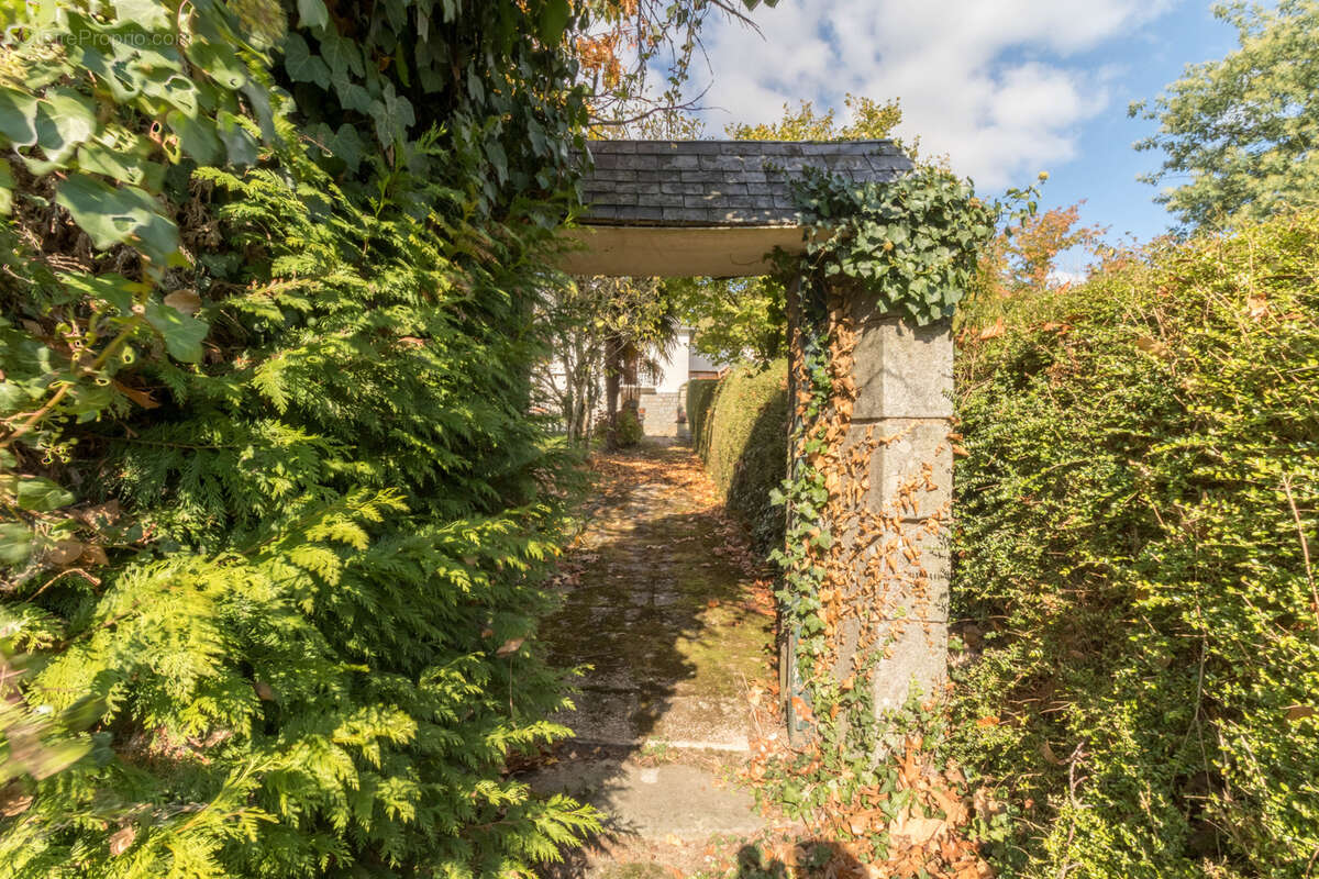 Maison à SAINT-MEDARD-SUR-ILLE