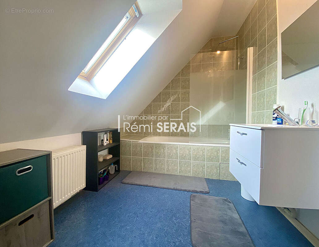 Maison à NEUFCHATEL-EN-SAOSNOIS