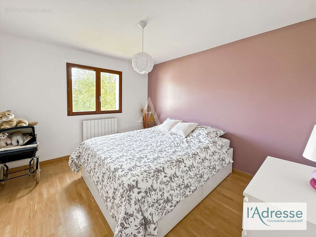 Maison à ELBEUF-SUR-ANDELLE