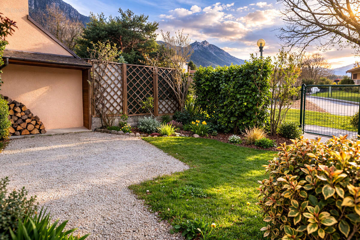 Maison à BONNEVILLE