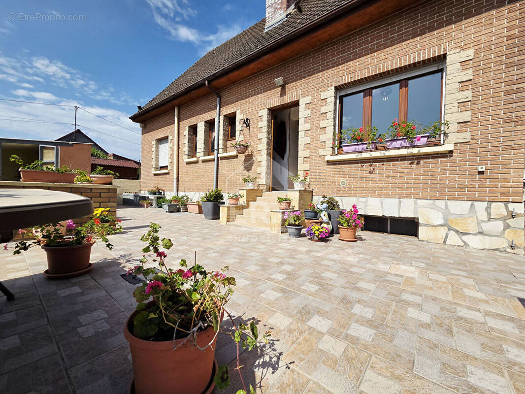 Maison à LOOS-EN-GOHELLE