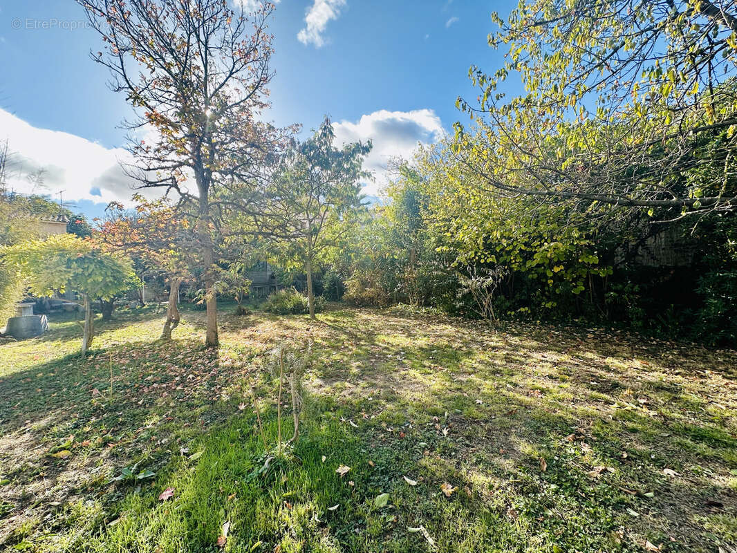 Maison à SAINT-JEAN-DE-VEDAS