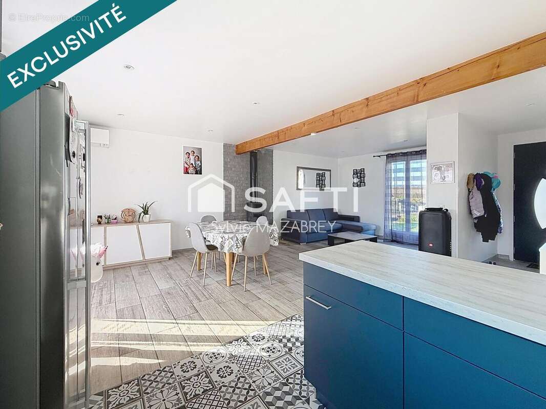 Photo 7 - Maison à VILLENEUVE-LA-GUYARD