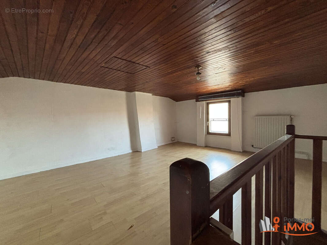 Maison 62 m² à Sury-Le-Comtal  - photo 6