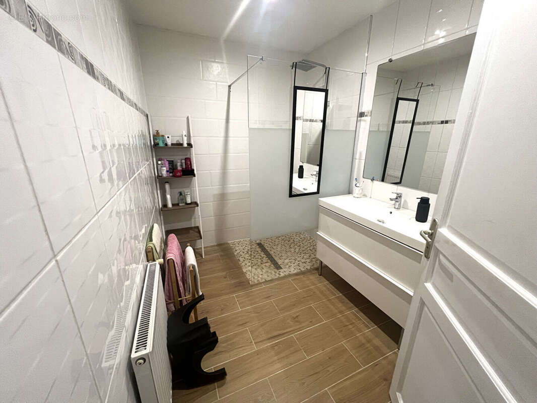 Maison à LESPINASSE