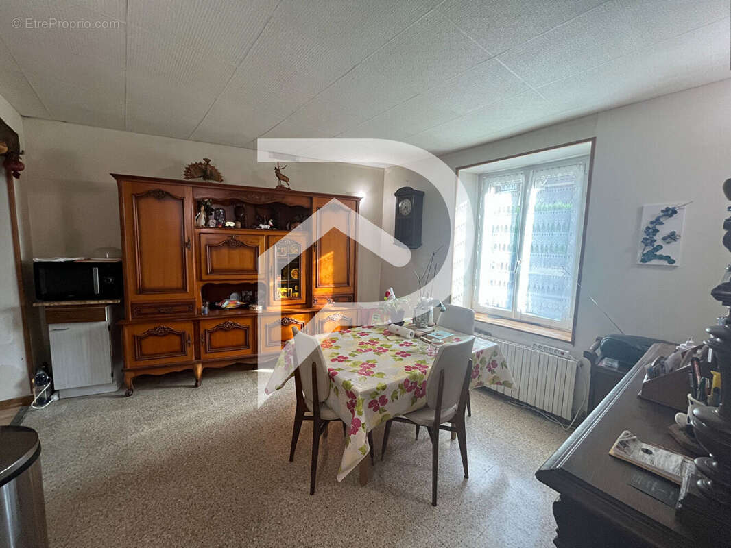 Maison à LAGNY-LE-SEC