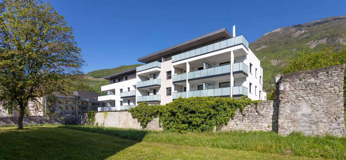 Appartement à LA TRONCHE