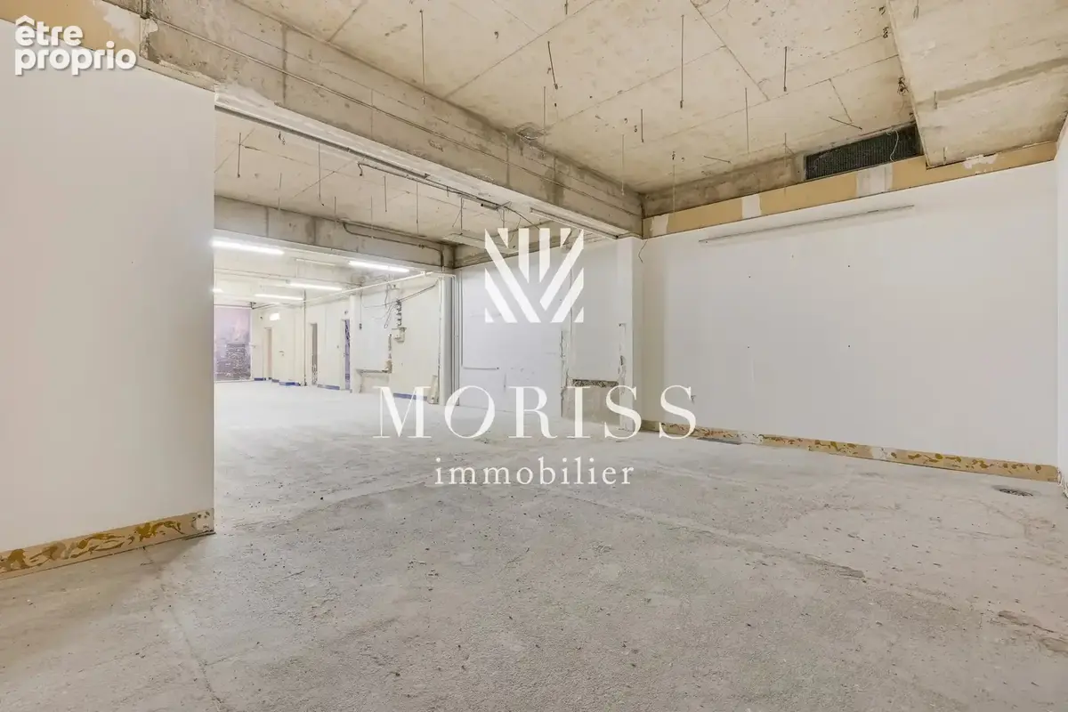 Local commercial de 280 m² – Rue Duhesme – Fort potentiel - photo 7