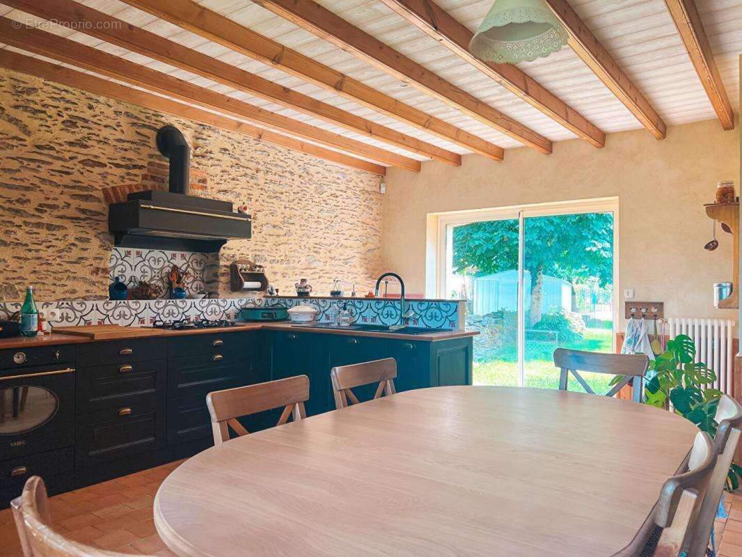 Maison à LA CHAPELLE-SUR-ERDRE