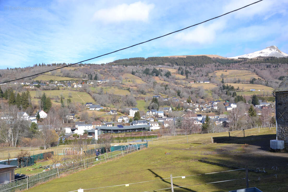 Maison à LA BOURBOULE