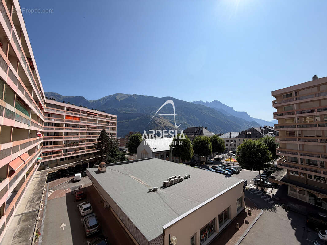 Bel appartement T3 avec grand balcon   Saint-Jean-de-Maurienne - photo 20