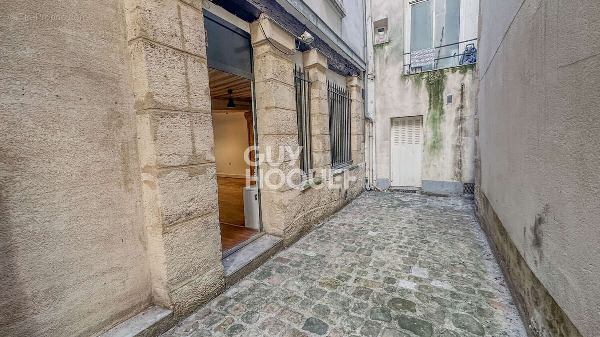 Appartement à PARIS-5E
