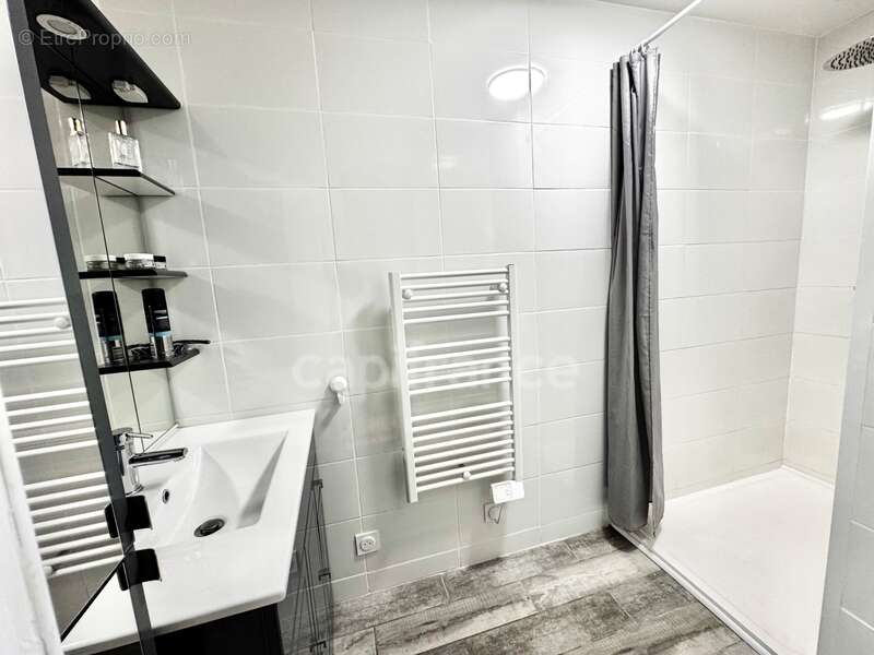 Maison familiale 137 m² – 4 chambres – Grand garage – Terrain clos 903 m² TREGLONOU (29) - photo 7