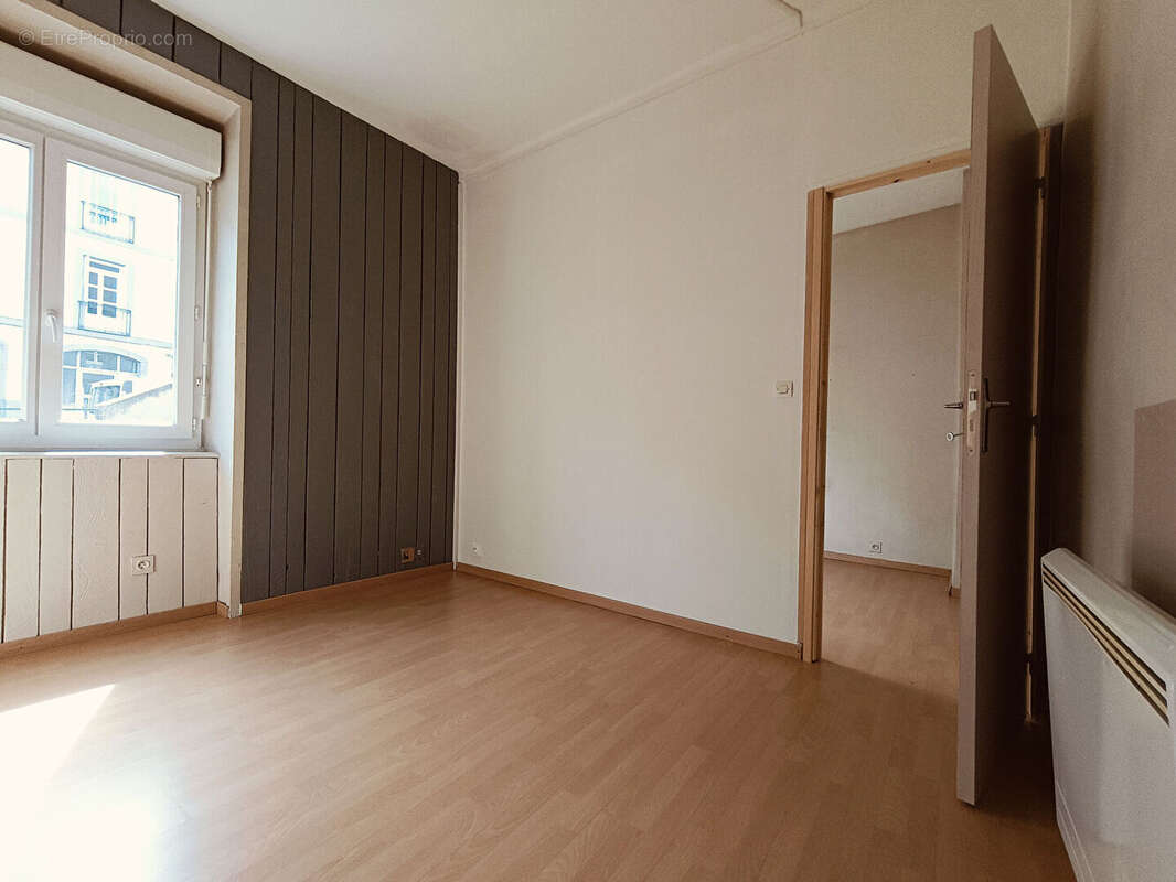 Appartement à ESPALY-SAINT-MARCEL