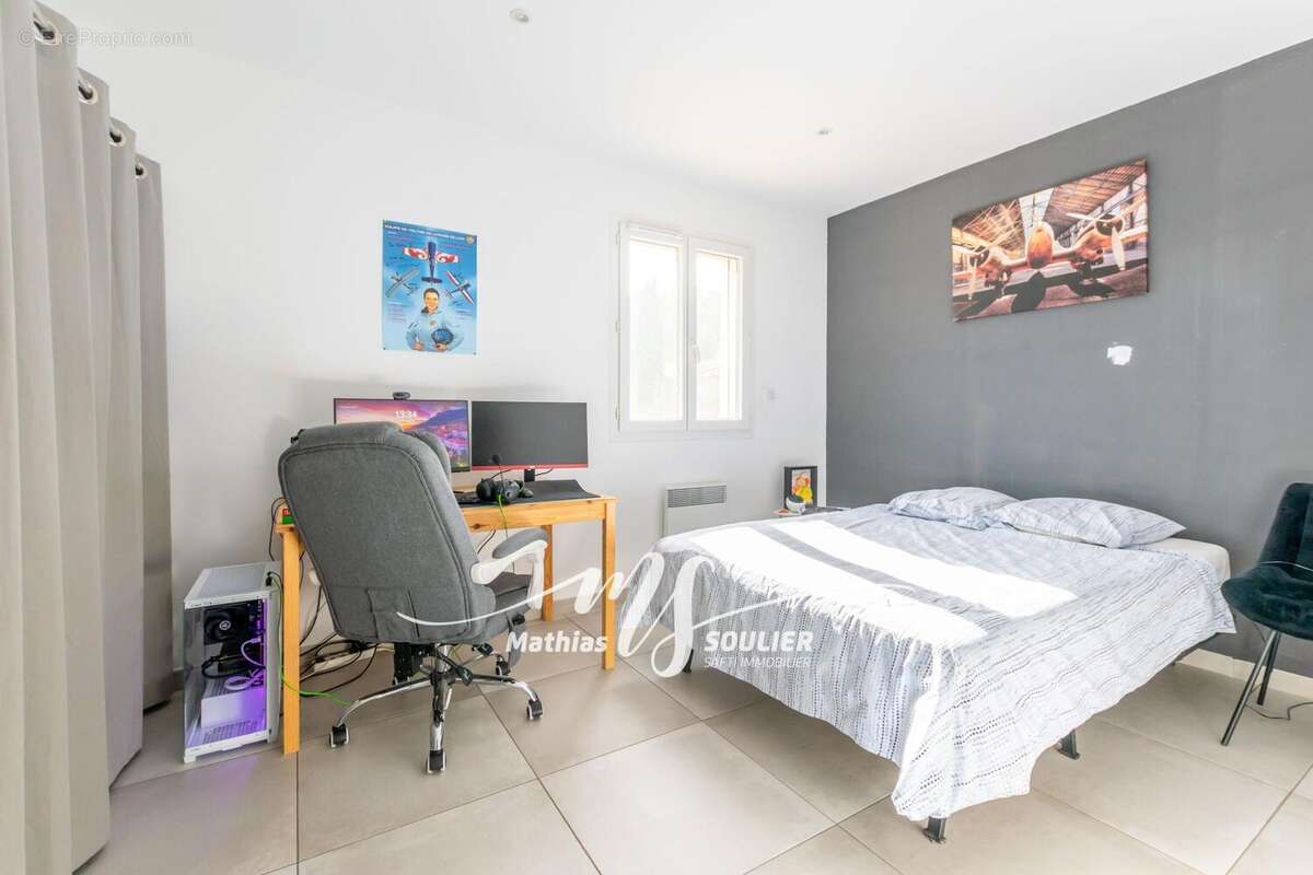 Photo 6 - Maison à LE PUY-SAINTE-REPARADE