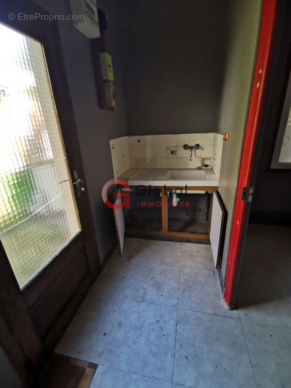 RARE ! Ensemble immobilier de 2 maisons à Landogne (63380) - photo 5