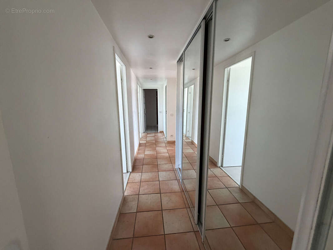 Appartement 120m² à martigues - photo 8
