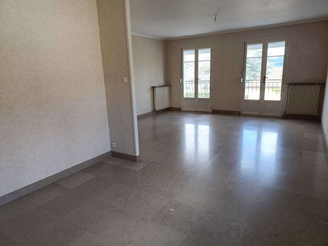 Maison 91 m² à Montbard  - photo 2