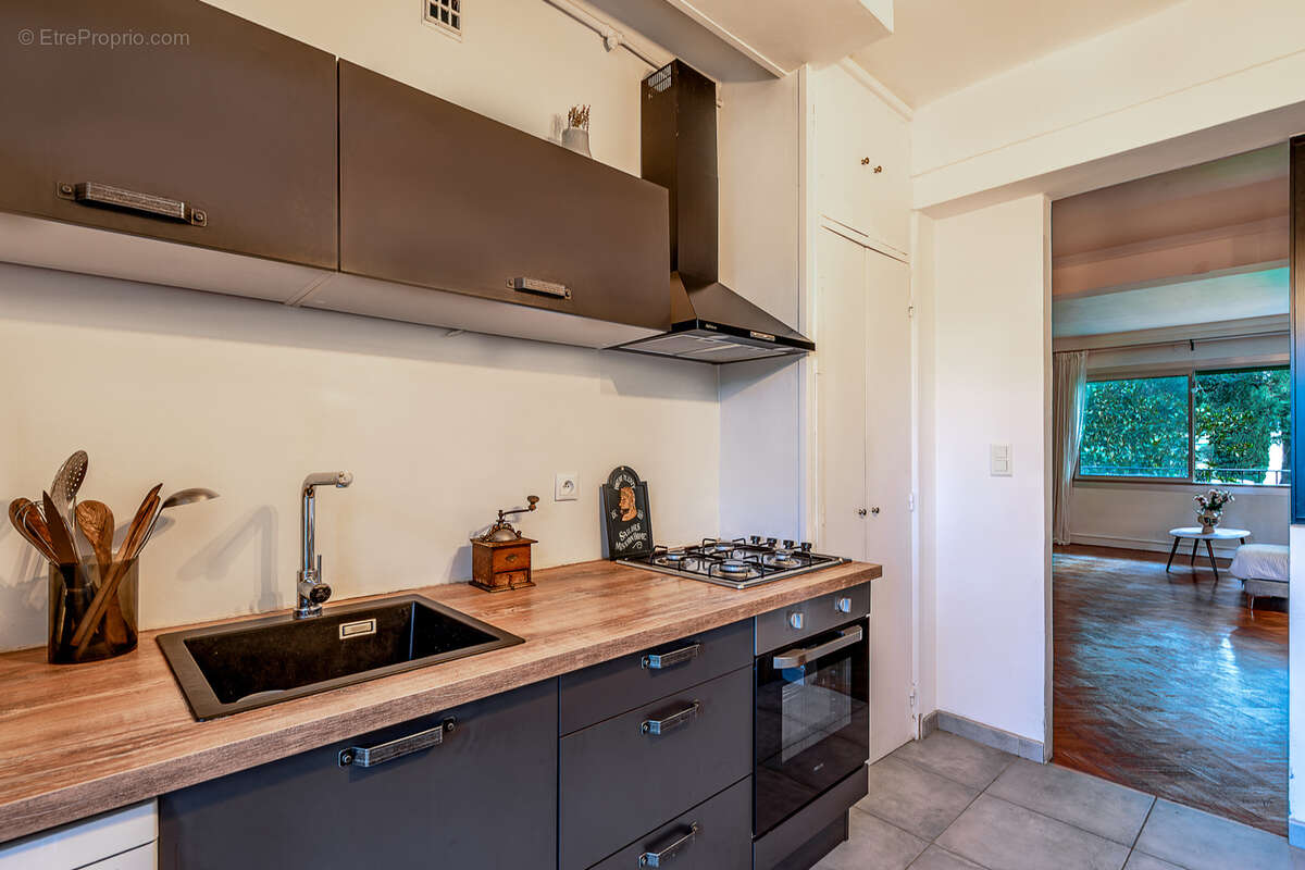 Appartement à MARSEILLE-8E