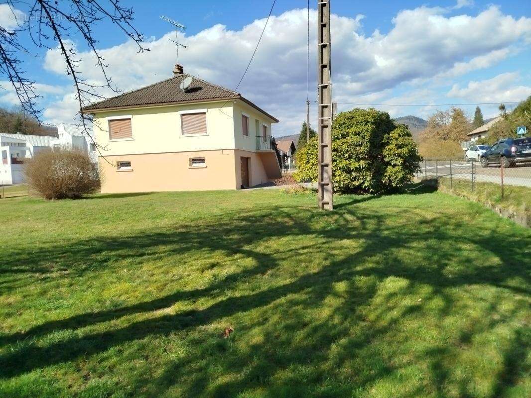 Maison à PLANCHER-BAS