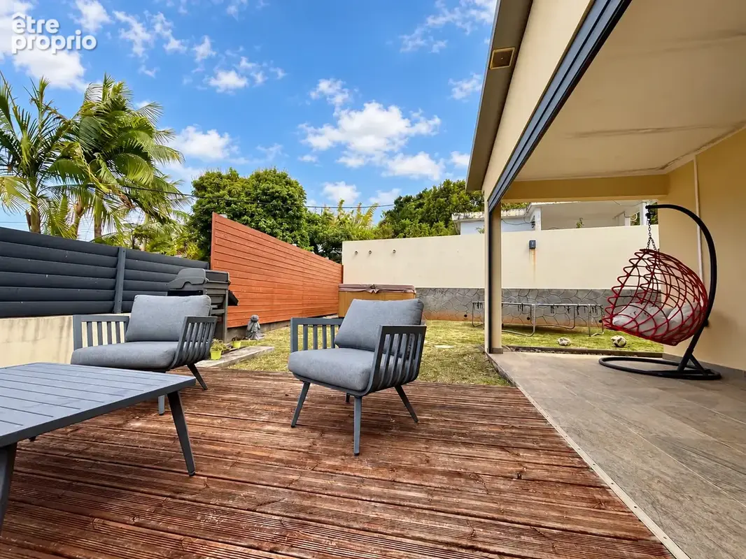 Villa t4 bois de nefles ste clotilde avec spa - photo 5
