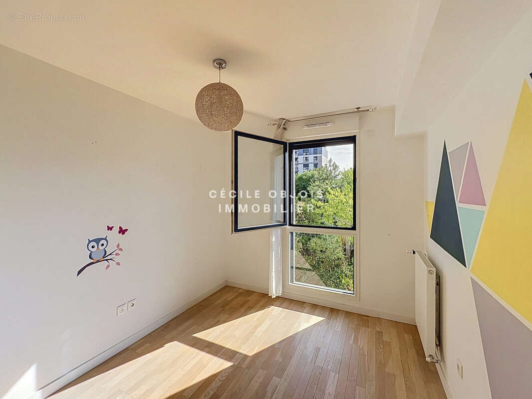 Appartement 78 m² à Joinville-Le-Pont  - photo 7