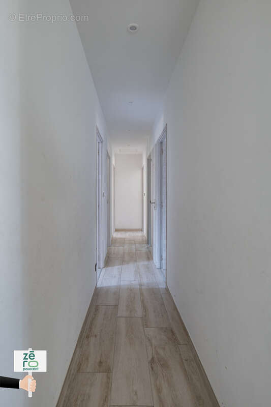 Maison à CHAMPAGNE-LES-MARAIS