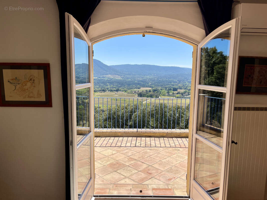 Maison à PLAN-DE-LA-TOUR