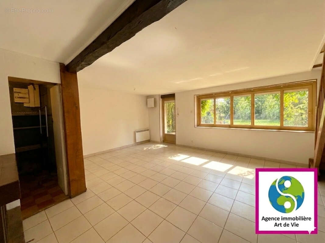 Maison 130 m² à Andilly  - photo 2
