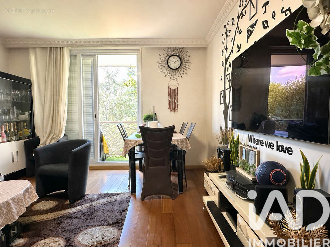 Photo 2 - Appartement à ROSNY-SOUS-BOIS