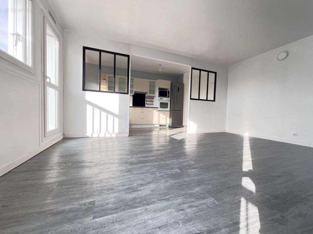 Appartement à PLAISIR