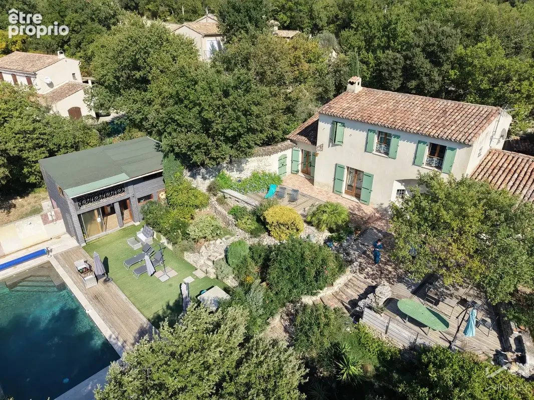 Nathalie sinard vous présente sur saint-paul-trois-châteaux  une propriété de charme, 5 chambres, piscine à dé - photo 24