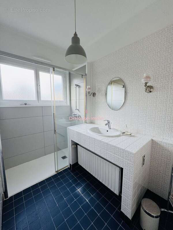 Maison à BRUAY-LA-BUISSIERE