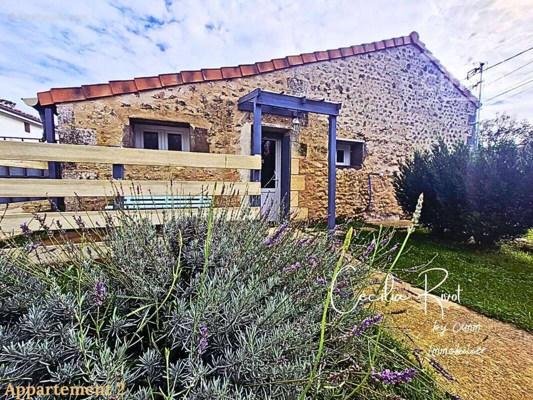 Appartement à CHAMOUILLAC