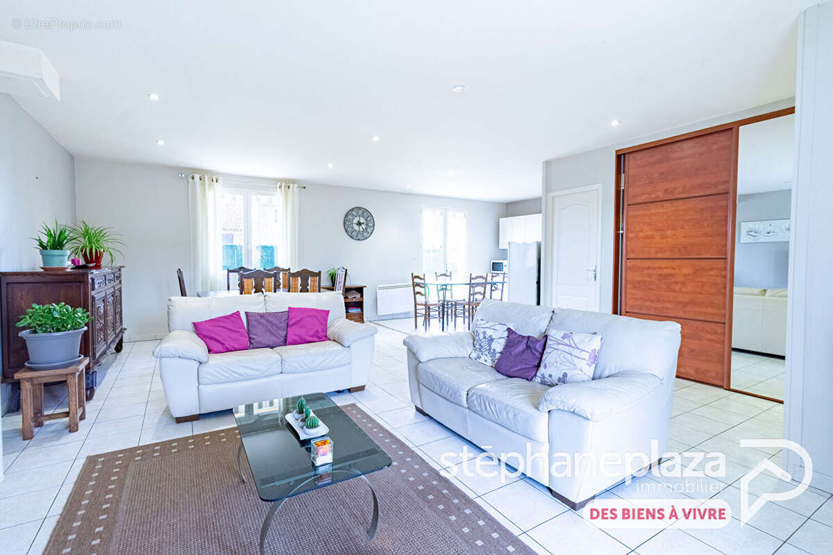 Maison à BELLEVILLE