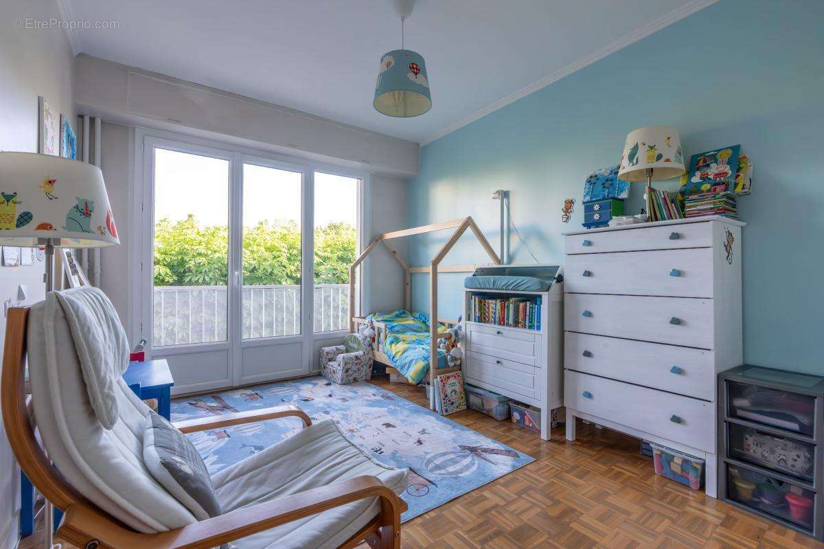 Appartement à SAINT-MAUR-DES-FOSSES