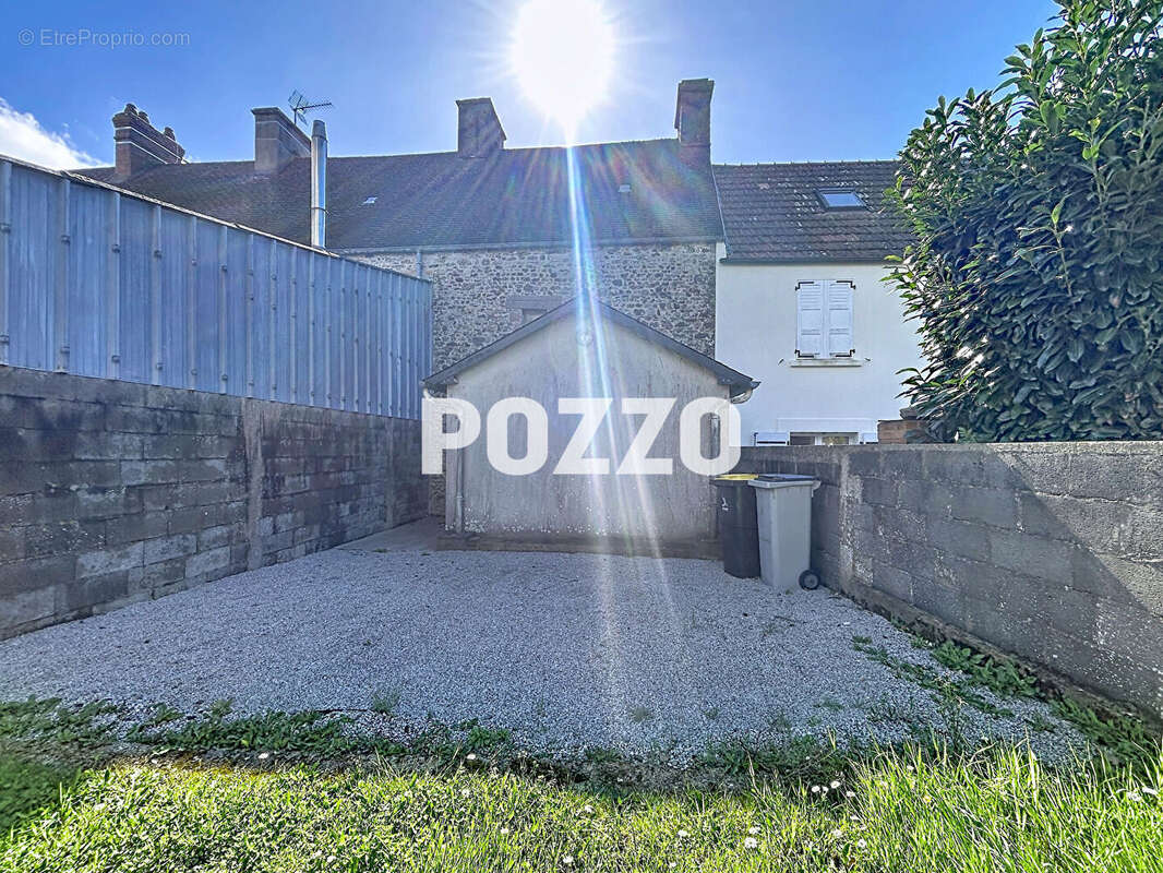 Maison  de bourg - Barneville Carteret 75 m2 - très bon état - maison + jardin  - deux chambres - photo 15