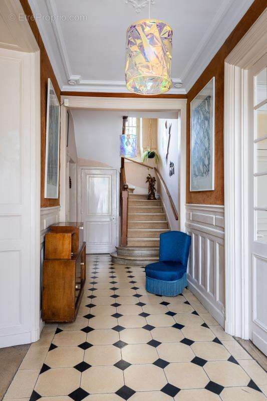 Maison à COMPIEGNE